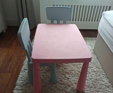 IKEA child table/chairs