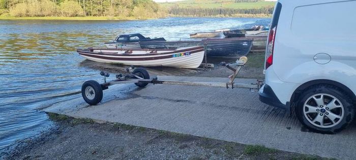 boat trailer  ooen to reasonable offers