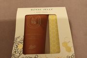 Royal Jelly hand cream treat pack