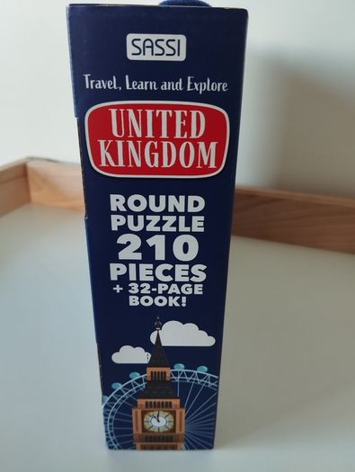 United Kingdom Round Puzzle (210 Pieces) + 32-Page Book