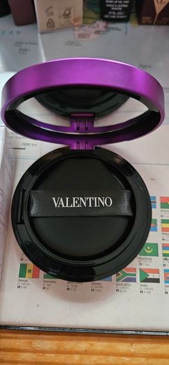Limited Edition Valentino Go Cushion Glow Cushion Foundation in LN2