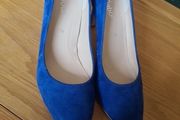 Royal blue suede shoes size 7.5