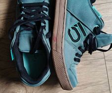 Five ten freerider 40.5 EU / UK 7