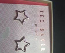 NEW Ted Baker gold color Star shape earrings RRP 39 euro NEW & BOXED