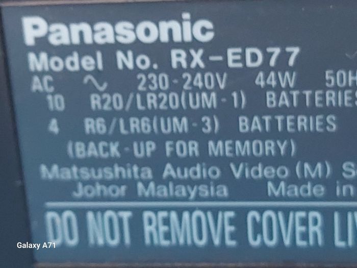 Panasonic RX-ED77 Stereo Boombox Ghetto Blaster With Motorised Cover, everything works perfect, Radio, CD and both Tape Decks, also CD Records, an