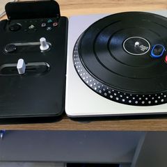 DJ hero