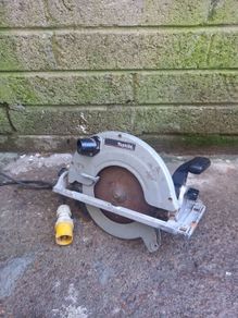 Makita 9 Inch Circular Saw