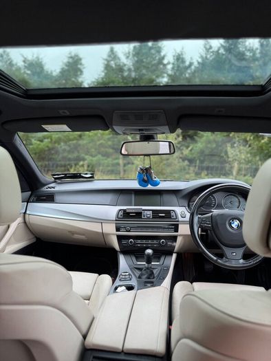 BMW 5-Series 2011