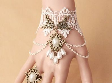 Beautiful Ring With Pearl - adjustable size