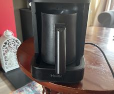 Haier Multi-Beverage Hot Drinks Machine & Frother, I-Master Series 5 All-in-One Coffee Machine & Hot Drinks with Accessories, hOn App, Black [HMB5A]
