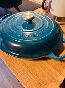 Le Creuset cast iron casserole dish 30cm