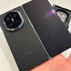 Huawei Mate X7 fold