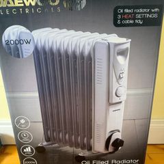Daewoo 2000W Oil Filled 9 Fin Radiator