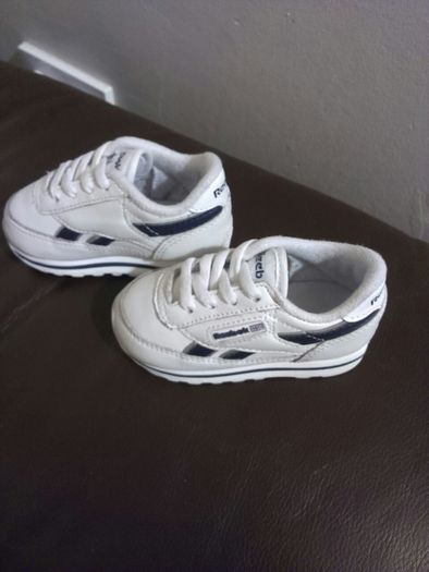 Reebok Trainers, size UK-4, EU-20