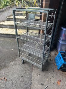 shelving unit