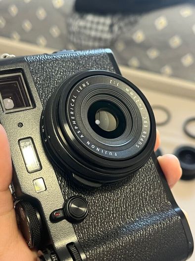 Fujifilm X100F + WCL-X100