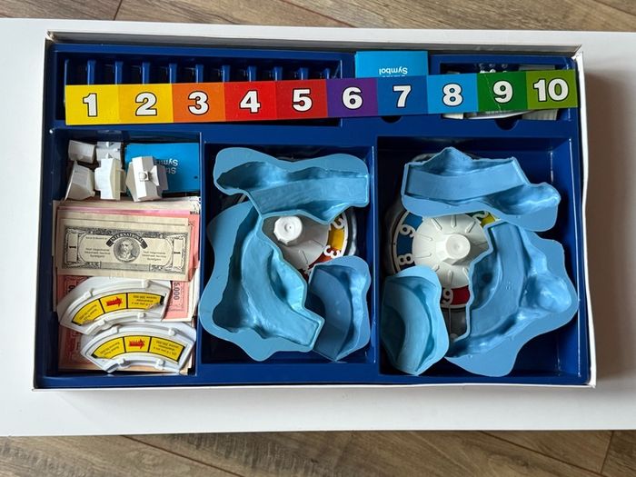 Vintage 1984 MB Games Game of Life - Complete + Loads of Spares