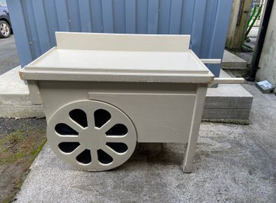 Candy cart / display cart
