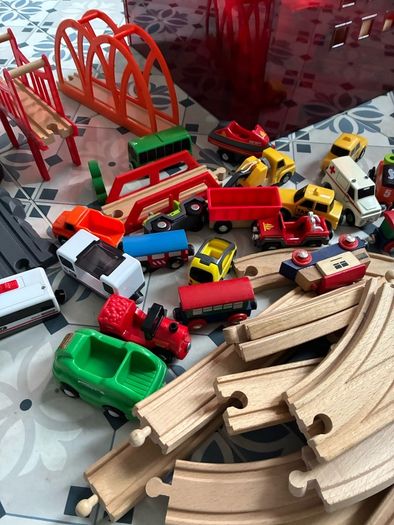 Wooden Tracks and Vehicles