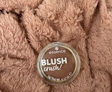 essence BLUSH crush! Powder Blush Shade 10 Caramel Latte (Swatched Once)