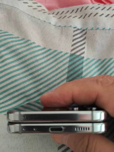 Samsung Z Flip 5 512GB unlocked duel sim