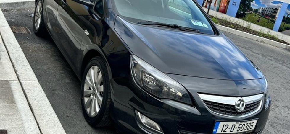 2012 Vauxhall Astra