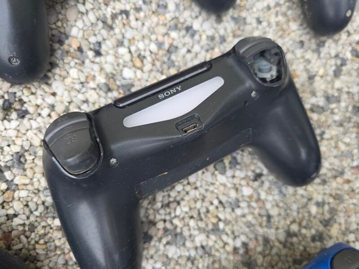 32 x PS4 Controller Joblot (Free Post)