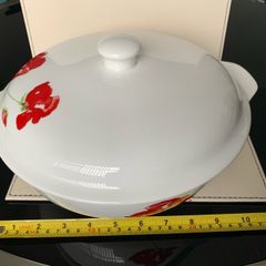 Aynsley Meadow serving bowl with lid