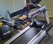 Brand New Real Leader Treadmill Save 3k Today
