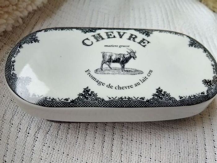 slightly vintage M&S cheese dish