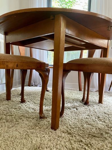 Mid-century extendable dining table & vintage chairs
