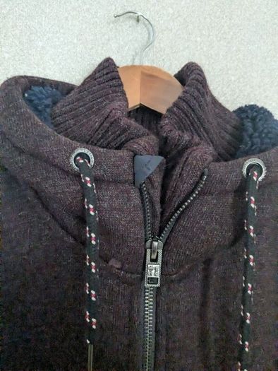 Super dry knitted zipping jacket size XXL