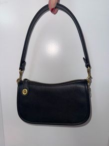 Coach Swinger black genuine leather