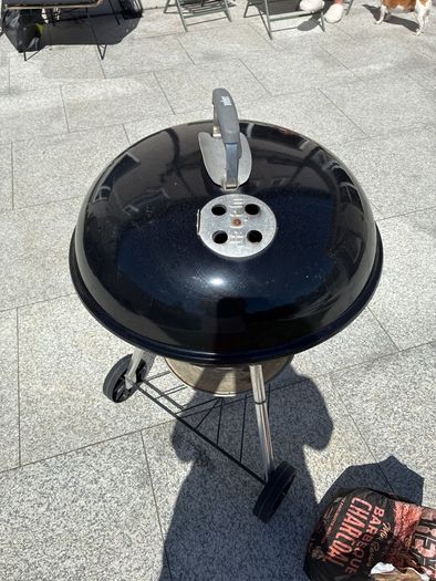 Weber 57cm Kettle BBQ