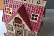 Sylvanian family dolls house and cars