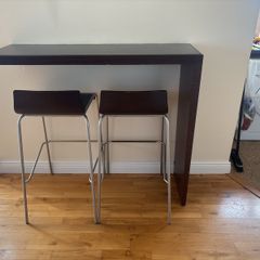 breakfast bar