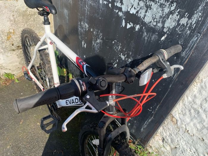 26 Inch Apollo Evade mens bike