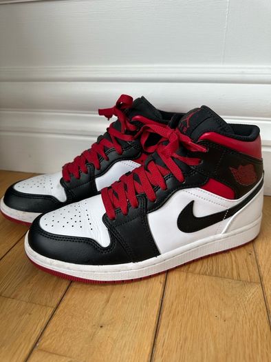 Nike Air Jordan - As New