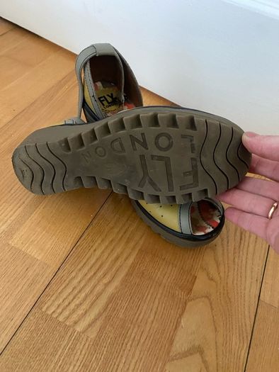 Sandals FLY