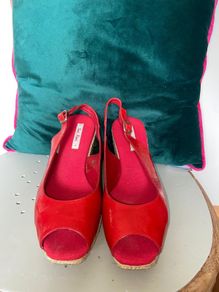 Ladies wedge sandals