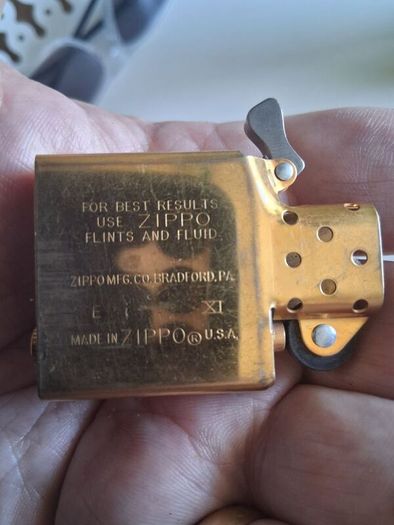 Solid Brass Zippo 1995 lighter unfired