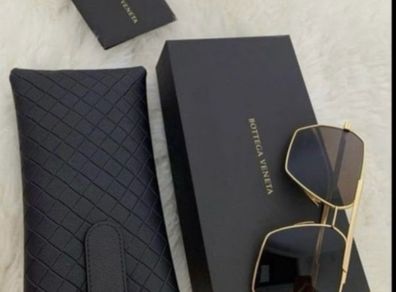 sun glasses Bottega Veneta