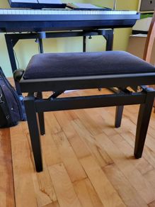 piano stool