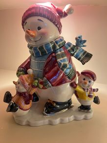 Waterford Crystal Christmas musical biscuit barrel.