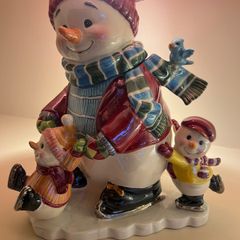 Waterford Crystal Christmas musical biscuit barrel.