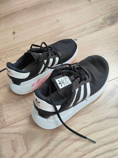 Kids Runners Bundle x2 - Adidas Originals + Trainers - EU 31.5 / UK 13K