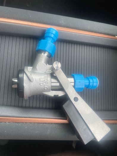 Tecflo - Heineken / Coors Tapping Head - S type Keg Coupler MK1