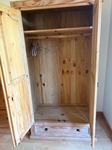 5-piece Corona Mexican Pine bedroom set