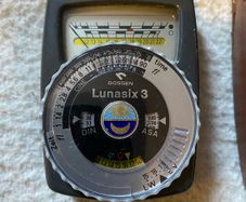 Gossen Lunasix 3 Light Meter With Case