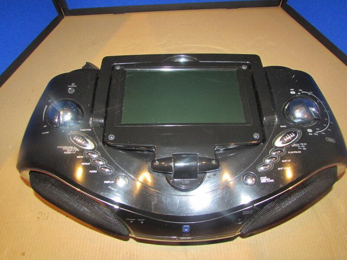 Tokai 7-inch Portable DVD player With FM Radio-USB